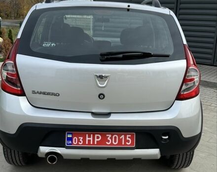 Серый Дачия Сандеро, объемом двигателя 1.6 л и пробегом 175 тыс. км за 6600 $, фото 2 на Automoto.ua