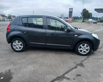 Серый Дачия Сандеро, объемом двигателя 1.4 л и пробегом 140 тыс. км за 4500 $, фото 2 на Automoto.ua