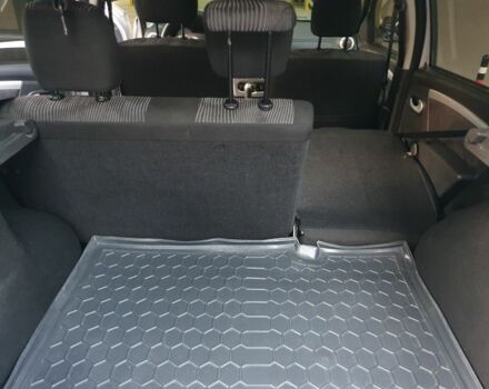 Серый Дачия Сандеро, объемом двигателя 1.4 л и пробегом 232 тыс. км за 4800 $, фото 8 на Automoto.ua