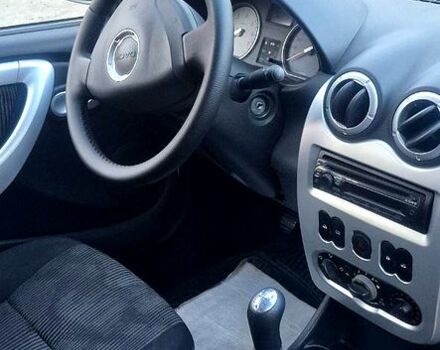 Сірий Дачія Sandero, об'ємом двигуна 1.6 л та пробігом 187 тис. км за 5500 $, фото 1 на Automoto.ua