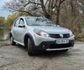 Сірий Дачія Sandero, об'ємом двигуна 1.6 л та пробігом 62 тис. км за 7500 $, фото 1 на Automoto.ua