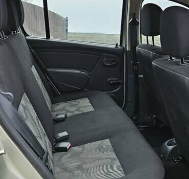 Сірий Дачія Sandero, об'ємом двигуна 1.39 л та пробігом 205 тис. км за 4300 $, фото 13 на Automoto.ua