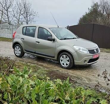 Сірий Дачія Sandero, об'ємом двигуна 1.39 л та пробігом 205 тис. км за 4300 $, фото 1 на Automoto.ua