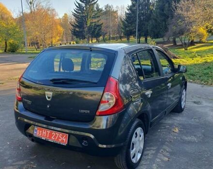 Сірий Дачія Sandero, об'ємом двигуна 1.6 л та пробігом 129 тис. км за 6150 $, фото 3 на Automoto.ua