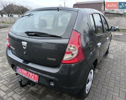 Серый Дачия Сандеро, объемом двигателя 1.6 л и пробегом 197 тыс. км за 5600 $, фото 5 на Automoto.ua