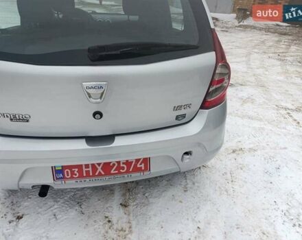 Сірий Дачія Sandero, об'ємом двигуна 1.6 л та пробігом 162 тис. км за 5150 $, фото 4 на Automoto.ua