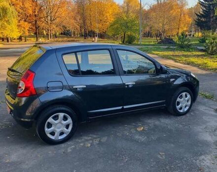 Сірий Дачія Sandero, об'ємом двигуна 1.6 л та пробігом 129 тис. км за 6150 $, фото 4 на Automoto.ua