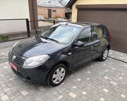 Серый Дачия Сандеро, объемом двигателя 1.2 л и пробегом 156 тыс. км за 4800 $, фото 1 на Automoto.ua