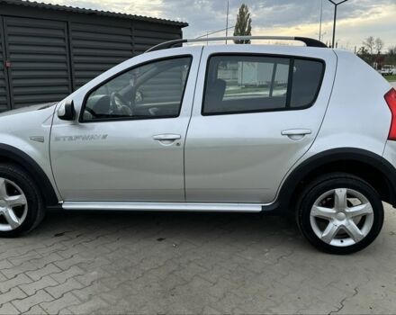 Серый Дачия Сандеро, объемом двигателя 1.6 л и пробегом 175 тыс. км за 6600 $, фото 4 на Automoto.ua