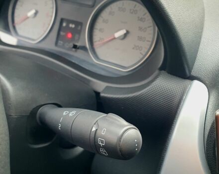 Серый Дачия Сандеро, объемом двигателя 1.4 л и пробегом 232 тыс. км за 4800 $, фото 15 на Automoto.ua