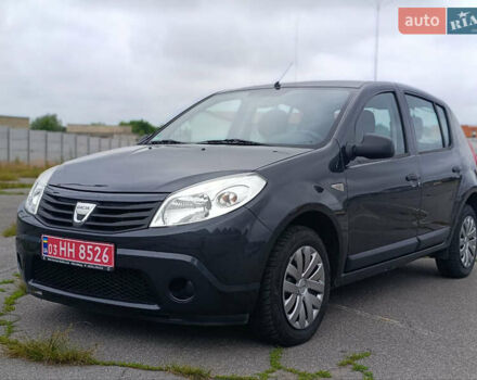 Серый Дачия Сандеро, объемом двигателя 1.2 л и пробегом 148 тыс. км за 4850 $, фото 2 на Automoto.ua