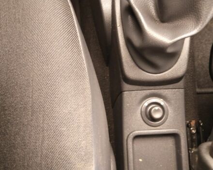 Сірий Дачія Sandero, об'ємом двигуна 1.4 л та пробігом 183 тис. км за 5200 $, фото 17 на Automoto.ua