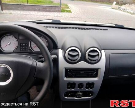 Сірий Дачія Sandero, об'ємом двигуна 1.4 л та пробігом 183 тис. км за 5300 $, фото 10 на Automoto.ua