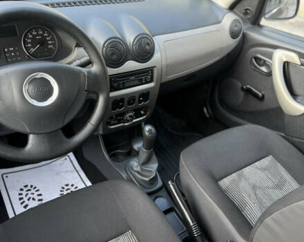 Серый Дачия Сандеро, объемом двигателя 1.4 л и пробегом 204 тыс. км за 4999 $, фото 104 на Automoto.ua