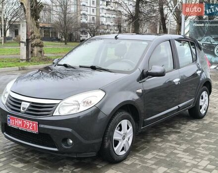 Серый Дачия Сандеро, объемом двигателя 1.6 л и пробегом 197 тыс. км за 5600 $, фото 6 на Automoto.ua