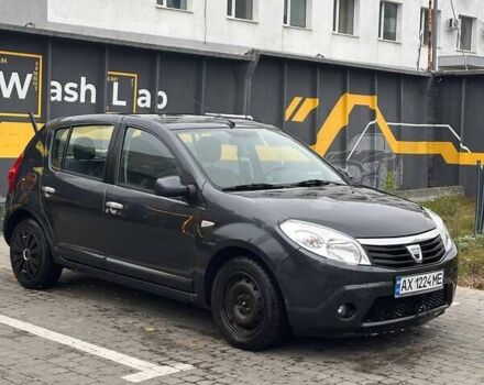 Серый Дачия Сандеро, объемом двигателя 1.6 л и пробегом 140 тыс. км за 4800 $, фото 6 на Automoto.ua