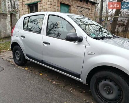 Серый Дачия Сандеро, объемом двигателя 1.2 л и пробегом 297 тыс. км за 3700 $, фото 7 на Automoto.ua