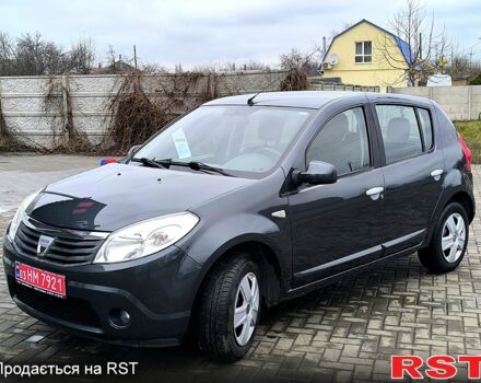 Серый Дачия Сандеро, объемом двигателя 1.6 л и пробегом 197 тыс. км за 5600 $, фото 5 на Automoto.ua