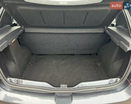 Серый Дачия Сандеро, объемом двигателя 1.4 л и пробегом 140 тыс. км за 5500 $, фото 18 на Automoto.ua