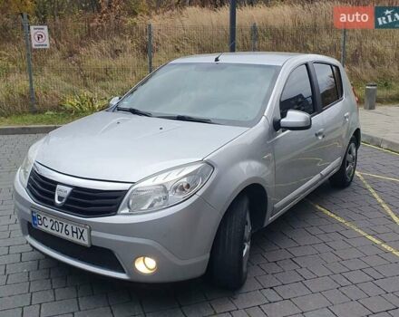 Серый Дачия Сандеро, объемом двигателя 1.4 л и пробегом 232 тыс. км за 4800 $, фото 5 на Automoto.ua