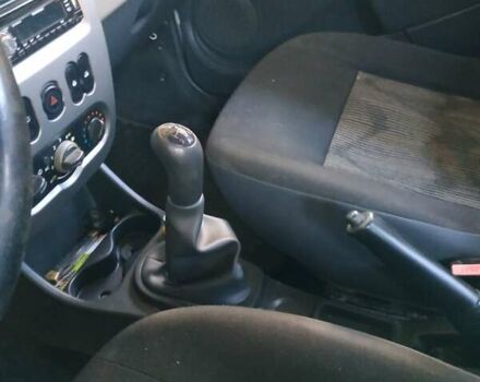 Сірий Дачія Sandero, об'ємом двигуна 1.15 л та пробігом 173 тис. км за 3700 $, фото 19 на Automoto.ua