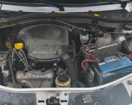 Серый Дачия Сандеро, объемом двигателя 1.4 л и пробегом 215 тыс. км за 4500 $, фото 3 на Automoto.ua