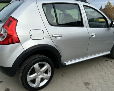 Серый Дачия Сандеро, объемом двигателя 1.6 л и пробегом 175 тыс. км за 6600 $, фото 1 на Automoto.ua