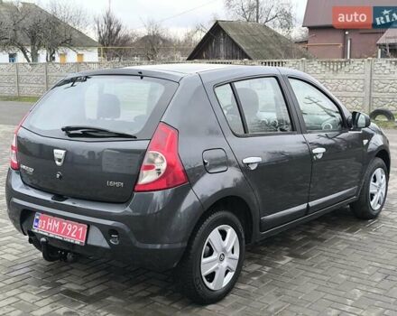 Серый Дачия Сандеро, объемом двигателя 1.6 л и пробегом 197 тыс. км за 5600 $, фото 4 на Automoto.ua