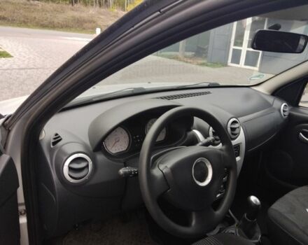 Сірий Дачія Sandero, об'ємом двигуна 1.4 л та пробігом 183 тис. км за 5200 $, фото 11 на Automoto.ua