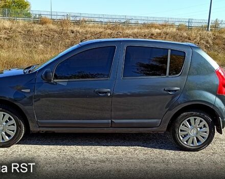 Серый Дачия Сандеро, объемом двигателя 1.1 л и пробегом 248 тыс. км за 4100 $, фото 2 на Automoto.ua