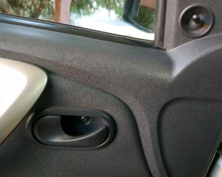 Сірий Дачія Sandero, об'ємом двигуна 1.15 л та пробігом 173 тис. км за 3700 $, фото 11 на Automoto.ua