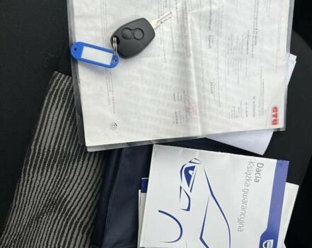 Серый Дачия Сандеро, объемом двигателя 1.4 л и пробегом 140 тыс. км за 5500 $, фото 3 на Automoto.ua