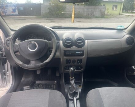 Дачия Сандеро 2009 в Виннице на Automoto.ua Серый Дачия Сандеро, объемом двигателя 1.4 л и пробегом 169 тыс. км за 4200 $, фото 6 на Automoto.ua