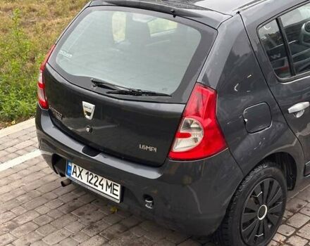 Серый Дачия Сандеро, объемом двигателя 1.6 л и пробегом 140 тыс. км за 4800 $, фото 3 на Automoto.ua