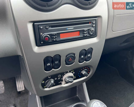 Серый Дачия Сандеро, объемом двигателя 1.2 л и пробегом 159 тыс. км за 4990 $, фото 15 на Automoto.ua