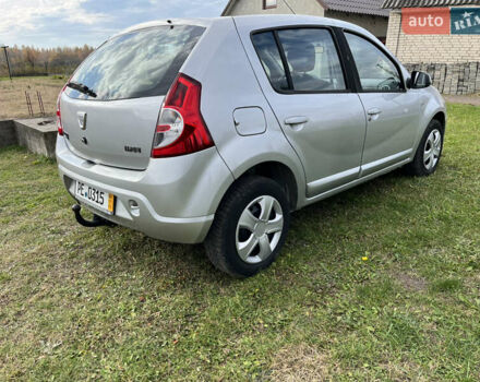 Серый Дачия Сандеро, объемом двигателя 0 л и пробегом 215 тыс. км за 4800 $, фото 5 на Automoto.ua