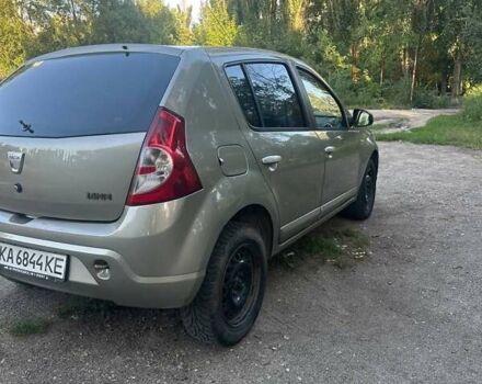 Сірий Дачія Sandero, об'ємом двигуна 1.6 л та пробігом 273 тис. км за 5000 $, фото 7 на Automoto.ua
