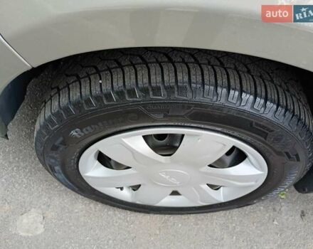 Серый Дачия Сандеро, объемом двигателя 1.15 л и пробегом 183 тыс. км за 5100 $, фото 8 на Automoto.ua