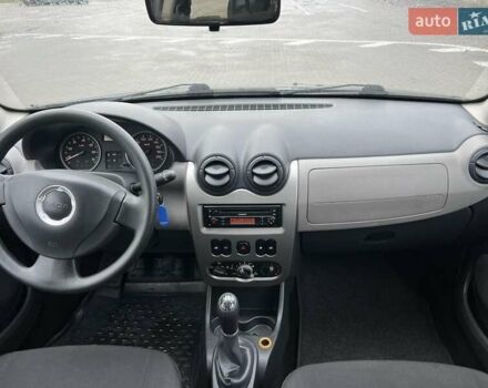 Серый Дачия Сандеро, объемом двигателя 1.4 л и пробегом 140 тыс. км за 5500 $, фото 11 на Automoto.ua