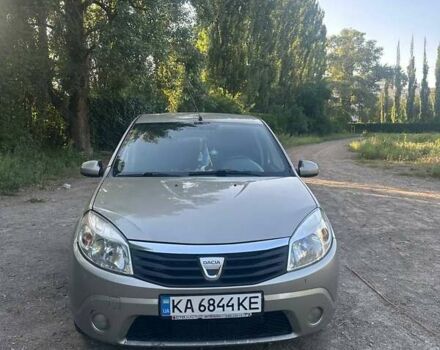 Сірий Дачія Sandero, об'ємом двигуна 1.6 л та пробігом 273 тис. км за 5000 $, фото 6 на Automoto.ua