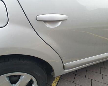 Серый Дачия Сандеро, объемом двигателя 1.4 л и пробегом 232 тыс. км за 4800 $, фото 21 на Automoto.ua