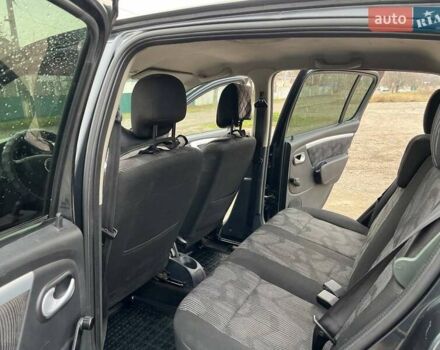 Сірий Дачія Sandero, об'ємом двигуна 1.4 л та пробігом 193 тис. км за 4200 $, фото 6 на Automoto.ua