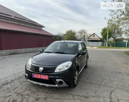 Сірий Дачія Sandero, об'ємом двигуна 1.4 л та пробігом 235 тис. км за 5590 $, фото 8 на Automoto.ua