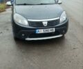 Сірий Дачія Sandero, об'ємом двигуна 1.6 л та пробігом 300 тис. км за 5500 $, фото 1 на Automoto.ua