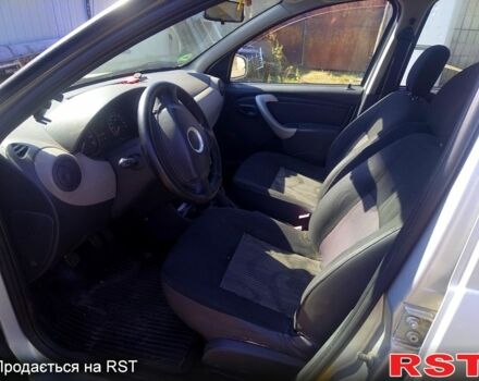 Серый Дачия Сандеро, объемом двигателя 1.1 л и пробегом 270 тыс. км за 3700 $, фото 1 на Automoto.ua