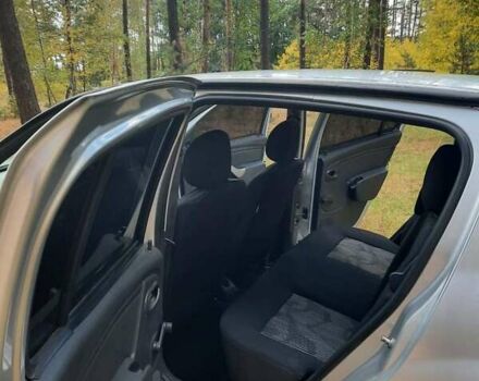 Серый Дачия Сандеро, объемом двигателя 1.2 л и пробегом 98 тыс. км за 5600 $, фото 7 на Automoto.ua