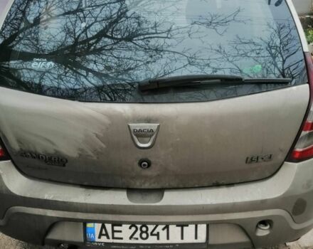 Серый Дачия Сандеро, объемом двигателя 1.5 л и пробегом 248 тыс. км за 4500 $, фото 2 на Automoto.ua