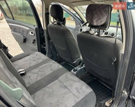 Сірий Дачія Sandero, об'ємом двигуна 1.4 л та пробігом 193 тис. км за 4200 $, фото 5 на Automoto.ua