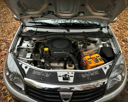 Дачия Сандеро 2010 в Сумах на Automoto.ua Серый Дачия Сандеро, объемом двигателя 1.6 л и пробегом 136 тыс. км за 6700 $, фото 5 на Automoto.ua