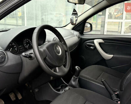 Серый Дачия Сандеро, объемом двигателя 1.46 л и пробегом 141 тыс. км за 5800 $, фото 25 на Automoto.ua